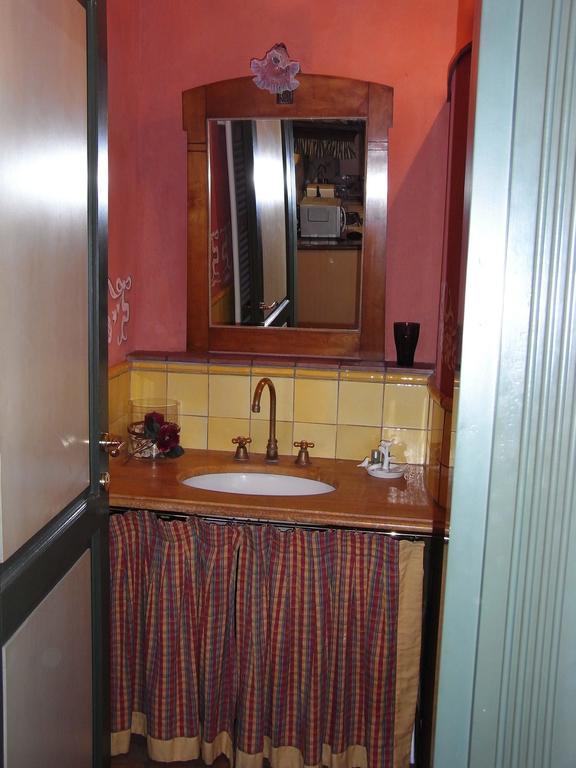 Il Nido Di Tosca Apartman Lucca Szoba fotó