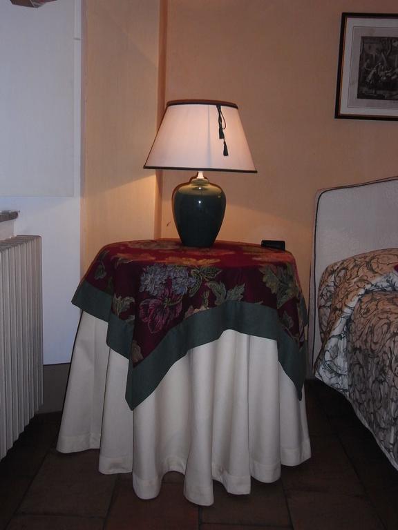 Il Nido Di Tosca Apartman Lucca Szoba fotó